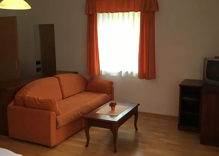 Szálloda Am Oetscher Lackenhof